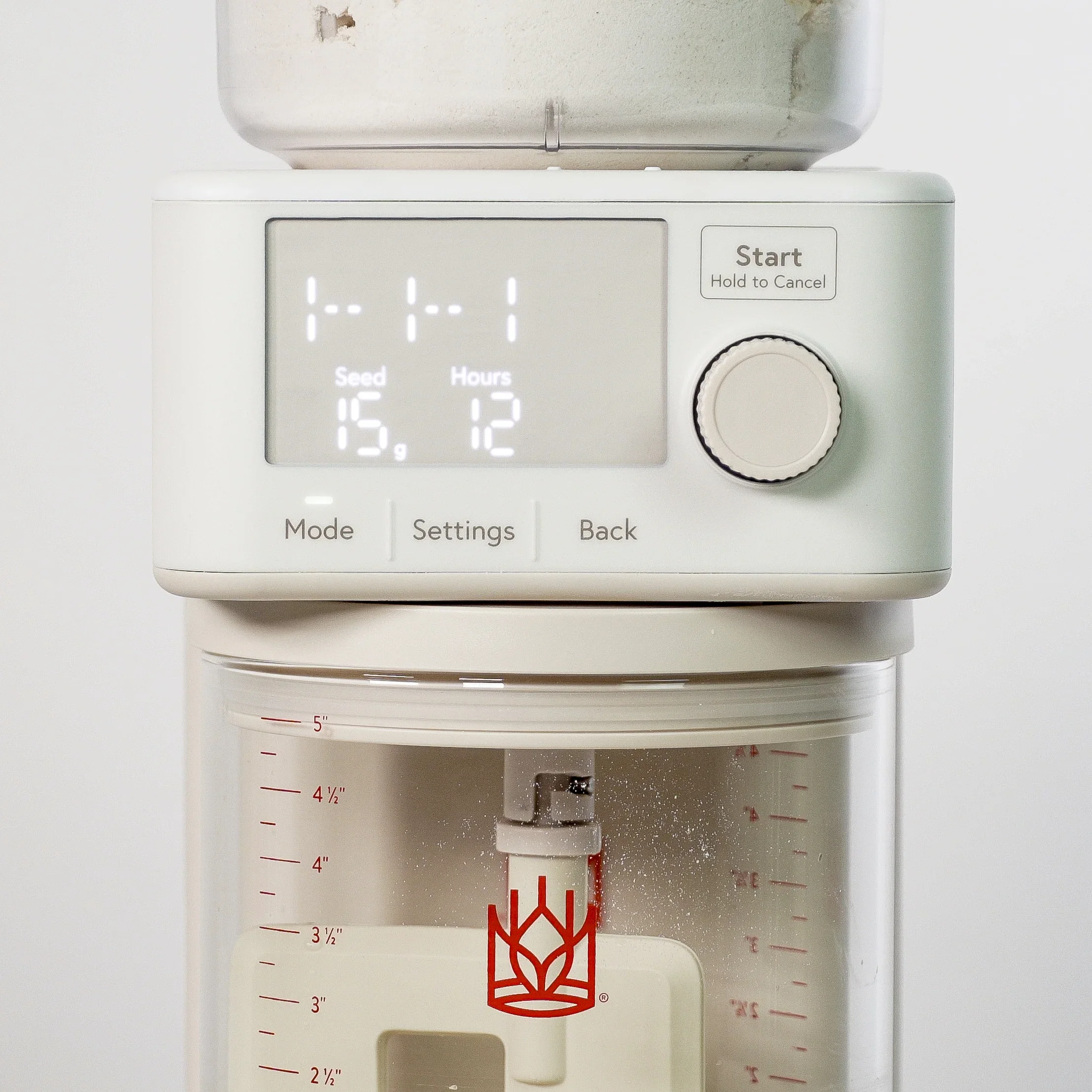 The Sourdough Sidekick in Ratio mode, display reading 1-1-1